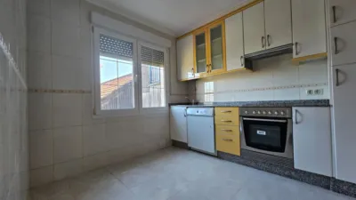 Piso – Camariñas, O Campo de San Xurxo, A Grixa - Más