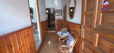 House on Calle Poblado Renedo photo 5