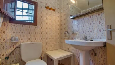 Semi-detached house on Calle Casilla de Mena photo 19