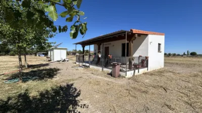 Rustic property on La Nava Street photo 28