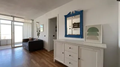 Apartment on Avenida Juan Carlos I, 1024 photo 9