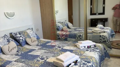 Apartment on Avenida Santiago Puig photo 2