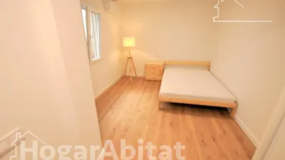 Flat on Calle de los Santos Justo y Pastor photo 13