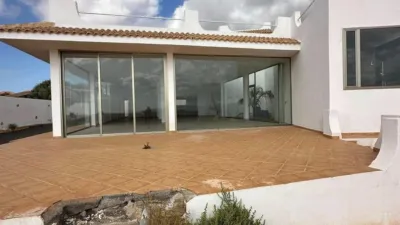 Chalet in Antigua photo 9