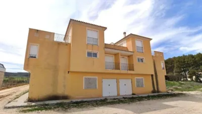 Terraced house on Calle Trva Ctra de Singla, No. 7 photo 2