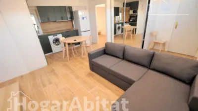 Flat on Calle de los Santos Justo y Pastor photo 2