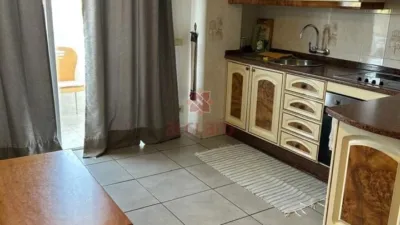 Apartment on Avenida Santiago Puig photo 13