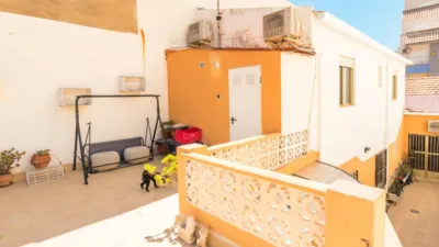 House on Calle Jose Martinez Ruiz-Azorin, No. 70 photo 9