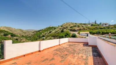 Semi-detached house on Calle Casilla de Mena photo 32