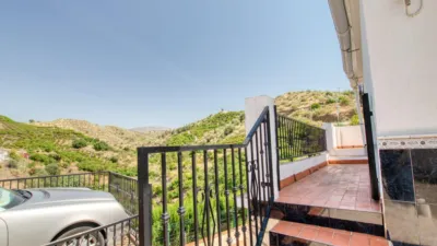 Semi-detached house on Calle Casilla de Mena photo 31