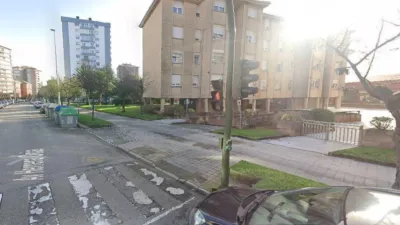 Apartment on Avenida del Cardenal Herrera Oria, No. 43(B) photo 3