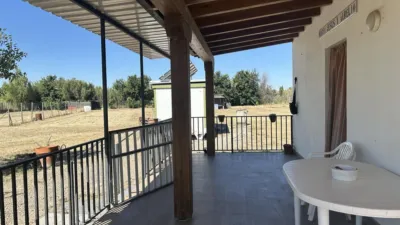Rustic property on La Nava Street photo 18