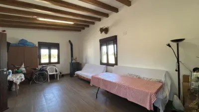 Rustic property on La Nava Street photo 12