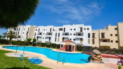 Apartment on the 1st Line of the Beach photo 22