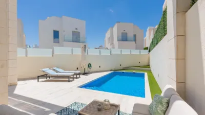 Chalet on Cabo de Palos Street photo 3