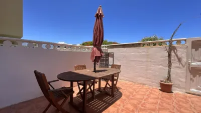 Apartment on Avenida Juan Carlos I, 1024 photo 6