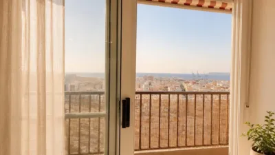 Apartment on Calle de Bono Guarner photo 19