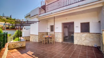 Semi-detached house on Calle Casilla de Mena photo 25