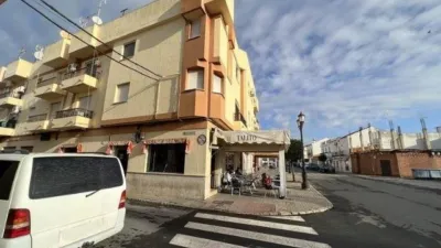 Piso en calle Huelva Lepe photo 3