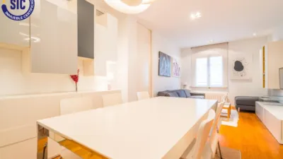 Apartment on Carrer de la Llanterna photo 9