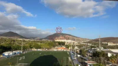 Apartment on Avenida Santiago Puig photo 18