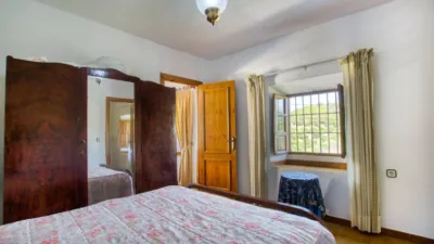 Semi-detached house on Calle Casilla de Mena photo 17