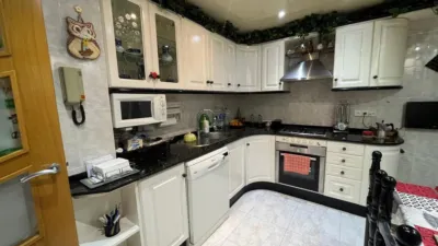 Apartment on Carrer de Montesa photo 5