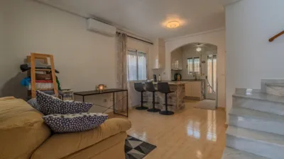Chalet on Carrer del Morral photo 11