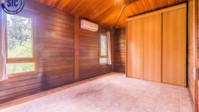 Chalet on Carrer de la Foia de Bunol photo 34