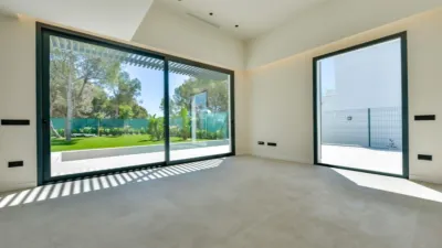 Chalet in Sierra Cortina photo 5