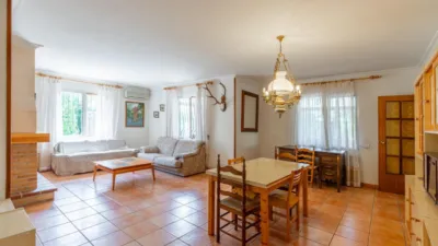 Chalet in Urbanització Montesol photo 9