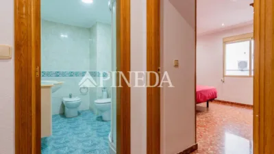 Apartment on Carrer del Cid photo 48