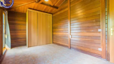 Chalet on Carrer de la Foia de Bunol photo 37