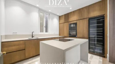 Apartment on Calle de Valverde photo 11