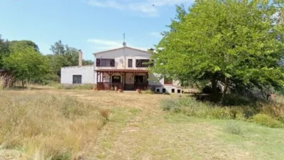 Rustic finca in Montbarbat photo 3