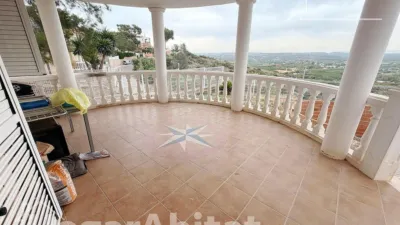 Chalet on Calle de las Islas Columbretes photo 12