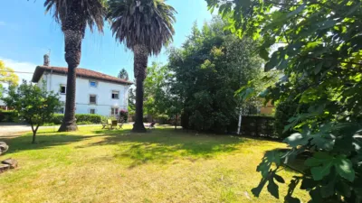 House on Avenida Pablo Garnica photo 2