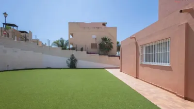Apartment on Islas Canarias Street photo 4