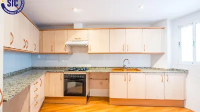 Apartment on Carrer de la Serrería photo 17