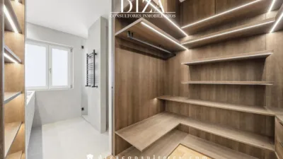 Apartment on Calle de Valverde photo 43