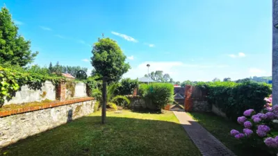 House on Avenida Pablo Garnica photo 10
