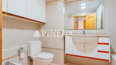 Apartment on Carrer del Cid photo 22