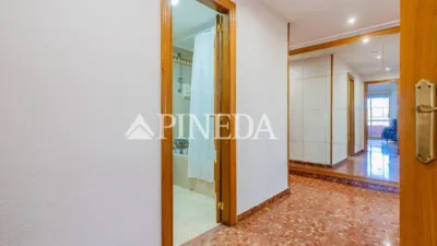 Apartment on Carrer del Cid photo 15