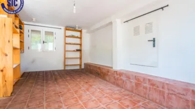 Chalet on Carrer de la Foia de Bunol photo 47