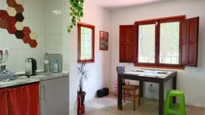 Rustic finca in Montbarbat photo 13