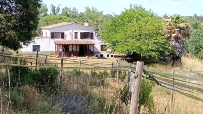 Rustic finca in Montbarbat photo 37