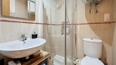 Penthouse on Calle Islas Canarias photo 27