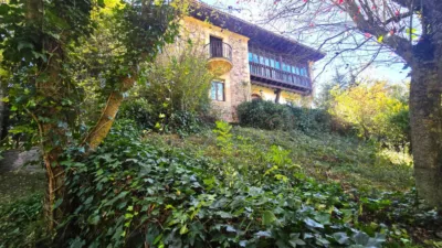 House on Entrambasaguas Street - Dispersed Settlement photo 3