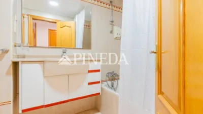 Apartment on Carrer del Cid photo 21
