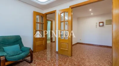 Apartment on Carrer del Cid photo 12